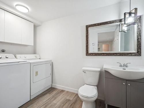 Salle d'eau - 3 Rue Sheepwash, Delson, QC - Indoor Photo Showing Bathroom