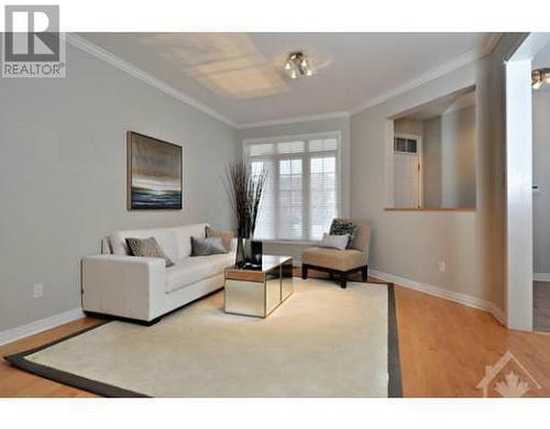 281 Goldridge Drive, Kanata, ON - Indoor Photo Showing Living Room