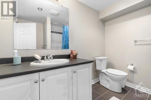 main bath w corion top - 281 Goldridge Drive, Kanata, ON - Indoor Photo Showing Bathroom