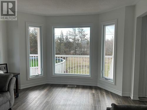 3542 Highway 62, Prince Edward County, ON - Indoor Photo Showing Other Room