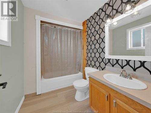 770 Partington Unit# Upper, Windsor, ON - Indoor Photo Showing Bathroom