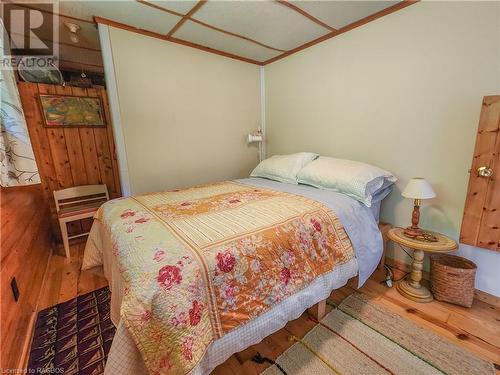 38 Hope Drive, Miller Lake, ON - Indoor Photo Showing Bedroom