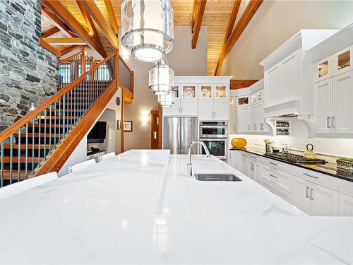 2589 La Selva Pl, Nanoose Bay, BC - Indoor Photo Showing Kitchen With Upgraded Kitchen