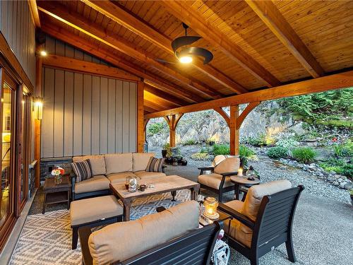 2589 La Selva Pl, Nanoose Bay, BC -  Photo Showing Living Room