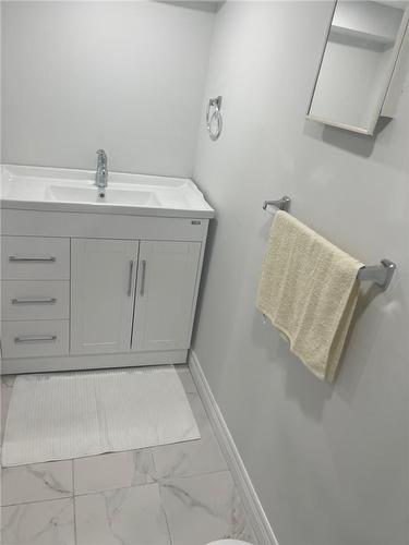 133 Fennell Avenue E, Hamilton, ON - Indoor Photo Showing Laundry Room