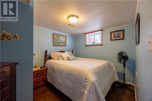 685 Pineridge Crescent, Petawawa, ON - Indoor Photo Showing Bedroom