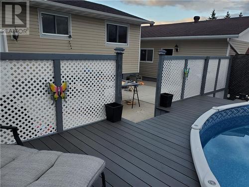 685 Pineridge Crescent, Petawawa, ON - Outdoor With Deck Patio Veranda With Exterior