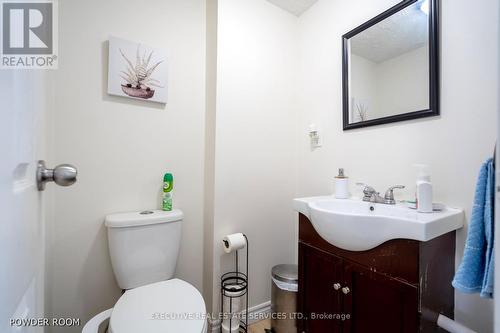 100 Mount Albion Road, Hamilton, ON - Indoor Photo Showing Bathroom
