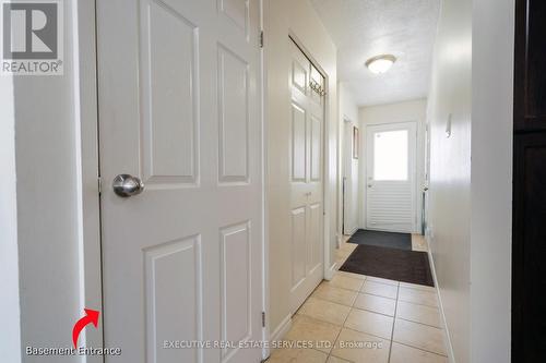100 Mount Albion Rd, Hamilton, ON - Indoor Photo Showing Other Room