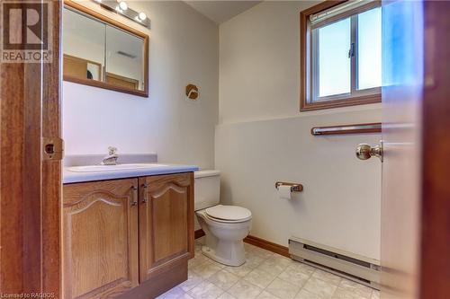 2662 7Th Avenue E, Owen Sound, ON - Indoor Photo Showing Bathroom