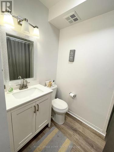 11A Walter Street, Toronto, ON - Indoor Photo Showing Bathroom