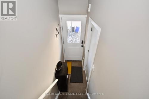#19 -369 Essa Rd, Barrie, ON - Indoor Photo Showing Other Room