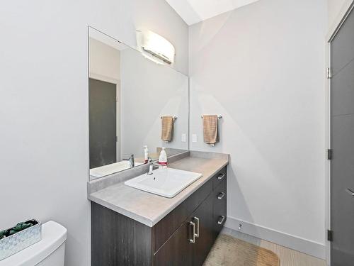 2-629 Maple Mountain Rd, Duncan, BC - Indoor Photo Showing Bathroom