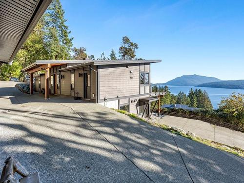 2-629 Maple Mountain Rd, Duncan, BC - Outdoor With Body Of Water