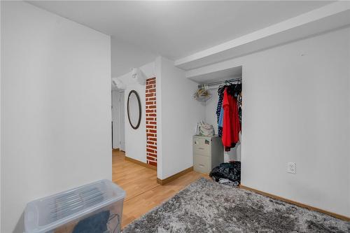 9 Melrose Avenue S, Hamilton, ON - Indoor Photo Showing Other Room