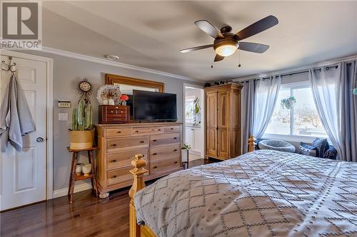 400 Chamberlain Street, Pembroke, ON - Indoor Photo Showing Bedroom