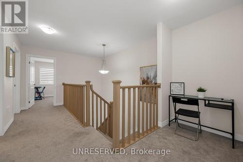7197 Parsa St, Niagara Falls, ON - Indoor Photo Showing Other Room