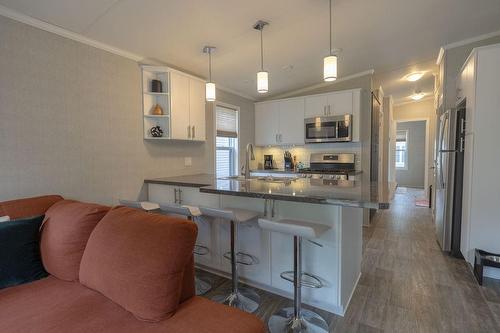 4449 Milburough Line|Unit #9 Cedar, Burlington, ON - Indoor Photo Showing Kitchen With Upgraded Kitchen