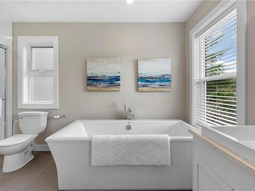 378 Point Ideal Dr, Lake Cowichan, BC - Indoor Photo Showing Bathroom