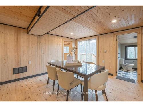 106 Boundary Lane E, Galway-Cavendish And Harvey, ON - Indoor Photo Showing Dining Room