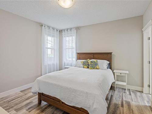 6304 Thyme Pl, Nanaimo, BC - Indoor Photo Showing Bedroom