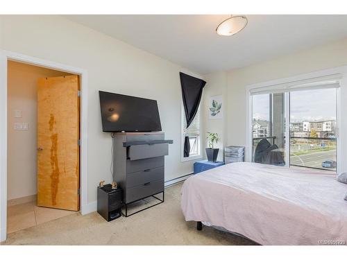 507-194 Beachside Dr, Parksville, BC - Indoor Photo Showing Bedroom
