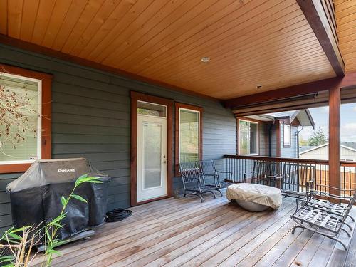 477 Nottingham Dr, Nanaimo, BC - Outdoor With Deck Patio Veranda With Exterior
