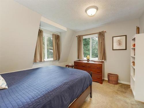 952 Woodcreek Pl, North Saanich, BC - Indoor Photo Showing Bedroom