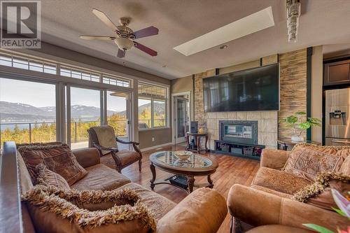 2127 Pleasant Dale Road W, Blind Bay, BC - Indoor Photo Showing Living Room With Fireplace