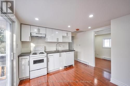 8144 Laidlaw Avenue, Ramara, ON - Indoor Photo Showing Kitchen