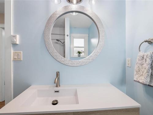 289 Kathryn Pl, Nanaimo, BC - Indoor Photo Showing Bathroom