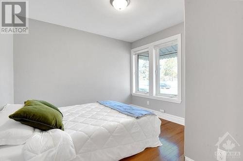 634 Kirkwood Avenue, Ottawa, ON - Indoor Photo Showing Bedroom