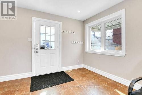 634 Kirkwood Avenue, Ottawa, ON - Indoor Photo Showing Other Room