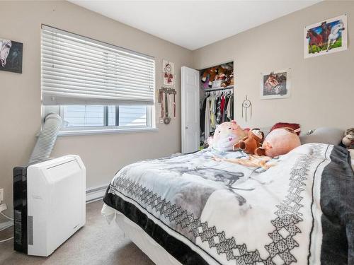 101-292 Douglas Avenue, Penticton, BC - Indoor Photo Showing Bedroom