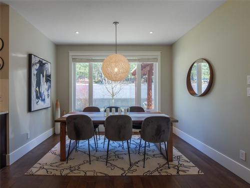 2462 Evergreen Drive, Penticton, BC - Indoor Photo Showing Dining Room
