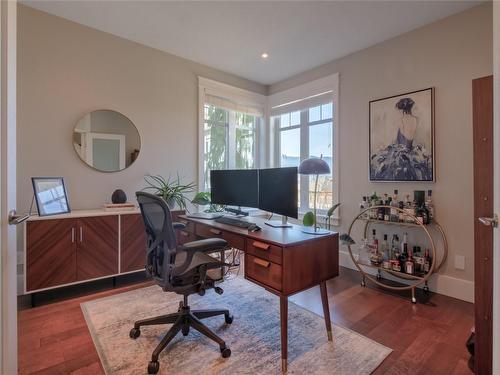 2462 Evergreen Drive, Penticton, BC - Indoor Photo Showing Office
