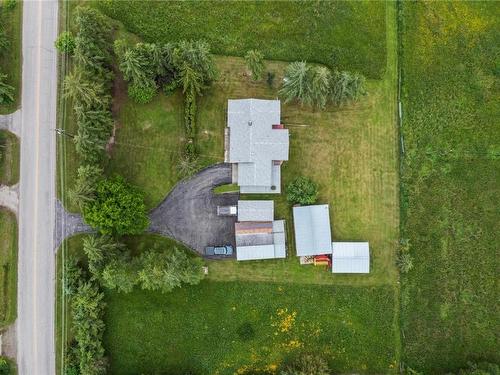 1324 Notch Hill Road, Sorrento, BC - Outdoor