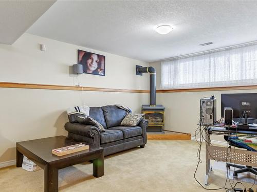 1412 12 Street, Vernon, BC - Indoor