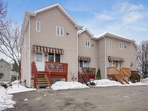 Frontage - 159 Av. Hochar, Saint-Sauveur, QC 