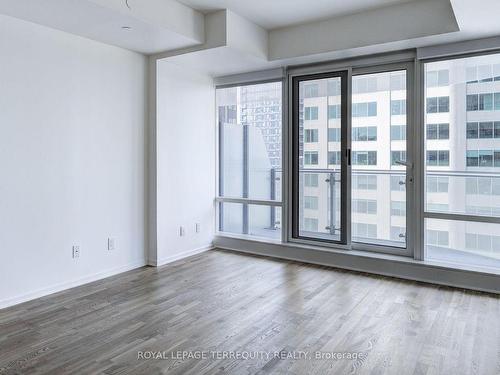 2712-1 Bloor St E, Toronto, ON - Indoor Photo Showing Other Room