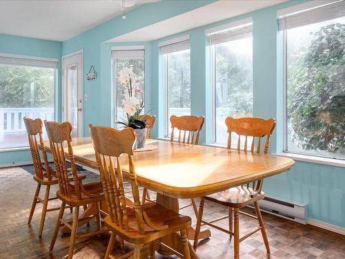 89 Pirates Lane, Protection Island, BC - Indoor Photo Showing Dining Room