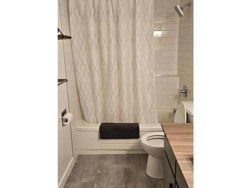 109-7450 Rupert St, Port Hardy, BC - Indoor Photo Showing Bathroom