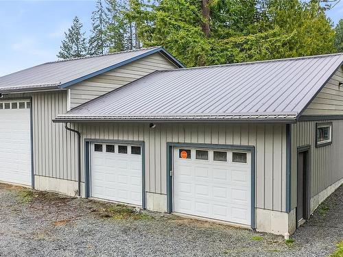 4840 Wilson Rd, Duncan, BC - Outdoor With Exterior