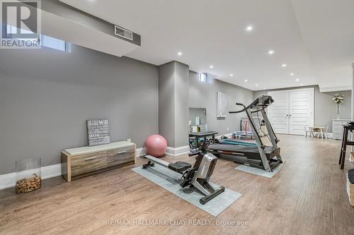 942 Comfort Lane, Newmarket, ON - Indoor Photo Showing Gym Room