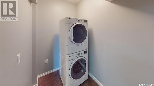 302 1715 Badham Boulevard, Regina, SK - Indoor Photo Showing Laundry Room