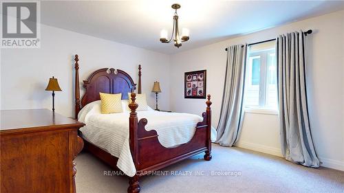 111 Clippers Lane, Blue Mountains, ON - Indoor Photo Showing Bedroom