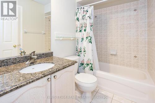 30 Masters Lane, Wasaga Beach, ON - Indoor Photo Showing Bathroom
