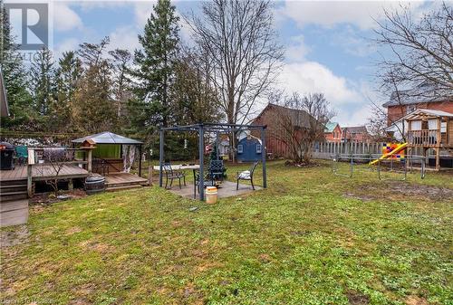 39 Queen Street, Markdale, ON - Outdoor With Backyard