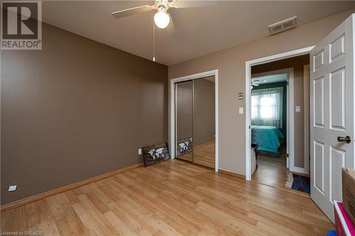 154 15Th Ave Close, Hanover, ON - Indoor Photo Showing Other Room