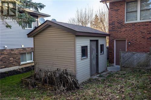 154 15Th Ave Close, Hanover, ON - Outdoor With Exterior